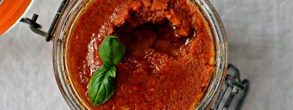 SpiceWorldSun DriedTomatoPestoDip