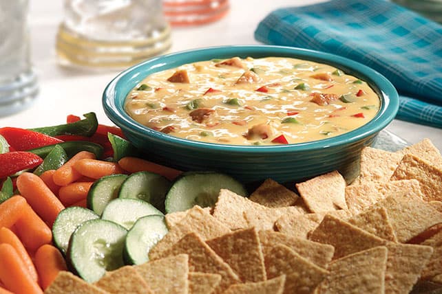 Mix Roasted Fajita spice into melted cheese for a dip that's SIZZLIN. Dive in with fresh tortilla chips.